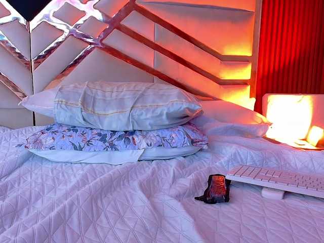daddysneakin live cam on BongaCams