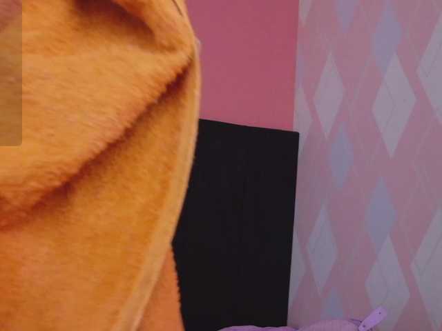 daddysneakin live cam on BongaCams