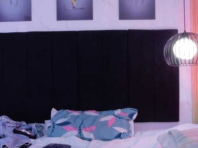 daddysneakin live cam on BongaCams