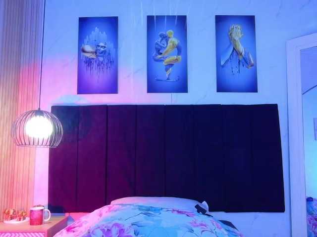 daddysneakin live cam on BongaCams