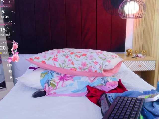daddysneakin live cam on BongaCams