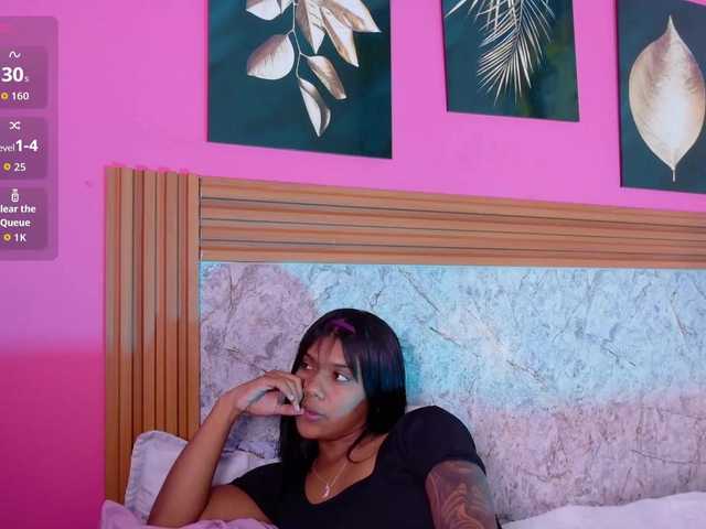 daddysneakin live cam on BongaCams