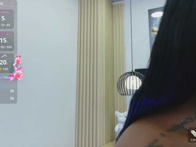 daddysneakin live cam on BongaCams