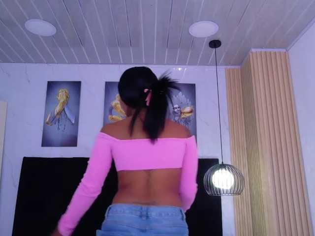 daddysneakin live cam on BongaCams
