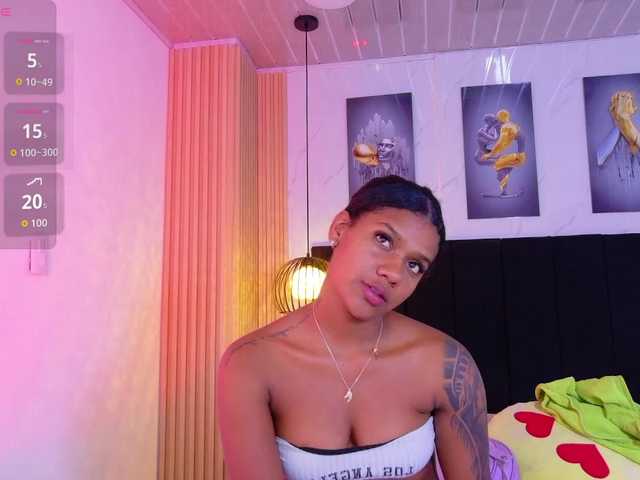 daddysneakin live cam on BongaCams