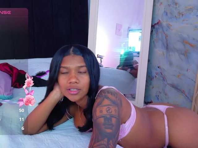 daddysneakin live cam on BongaCams