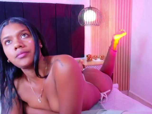 daddysneakin live cam on BongaCams