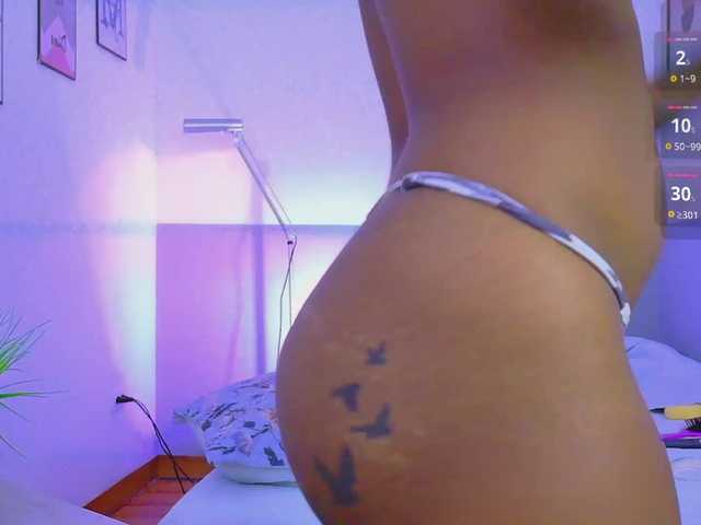 daddysneakin live cam on BongaCams