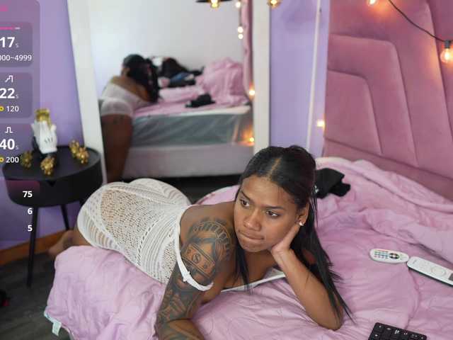 daddysneakin live cam on BongaCams