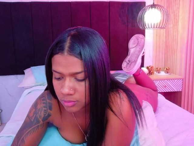 daddysneakin live cam on BongaCams