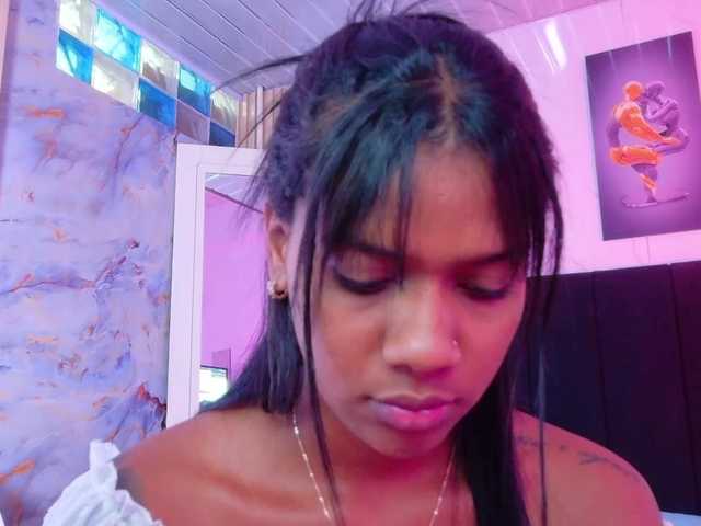 daddysneakin live cam on BongaCams