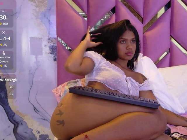 daddysneakin live cam on BongaCams