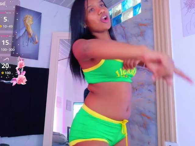 daddysneakin live cam on BongaCams