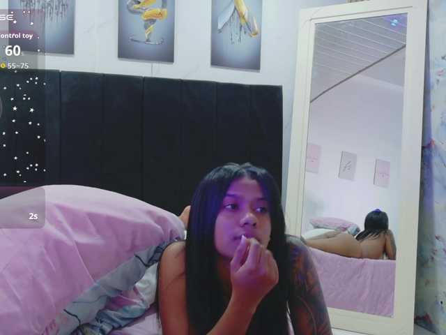 daddysneakin live cam on BongaCams