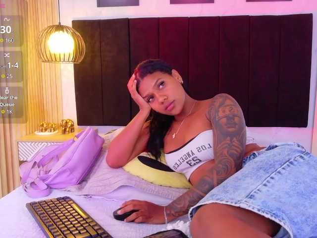 daddysneakin live cam on BongaCams