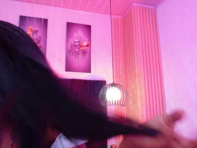 daddysneakin live cam preview