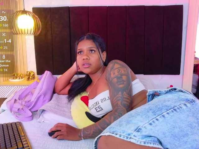 daddysneakin live cam on BongaCams