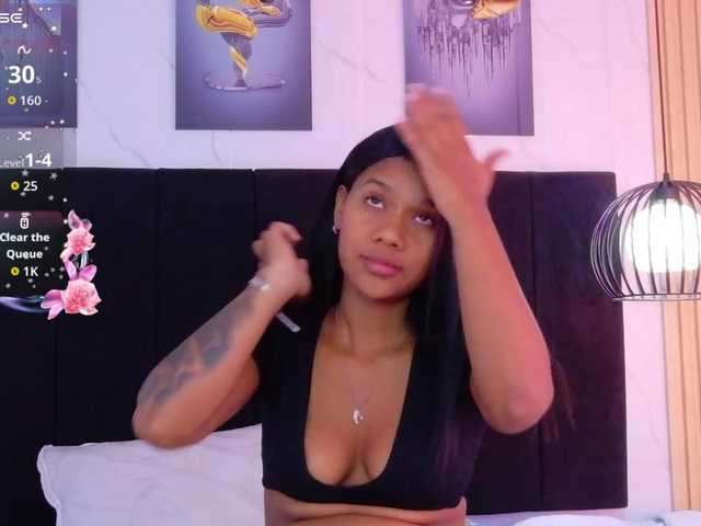 daddysneakin live cam on BongaCams