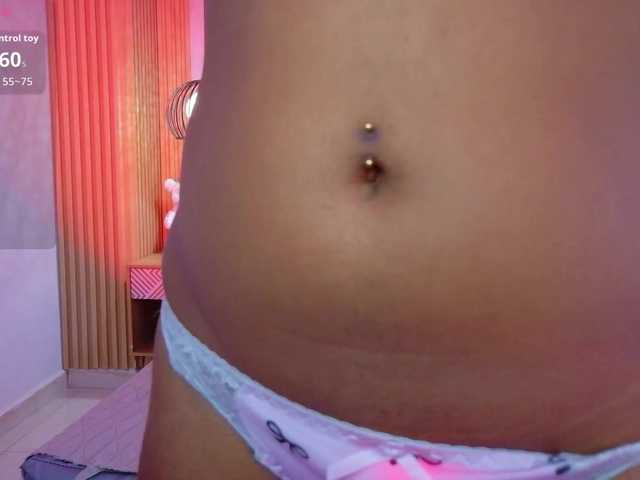 daddysneakin live cam on BongaCams