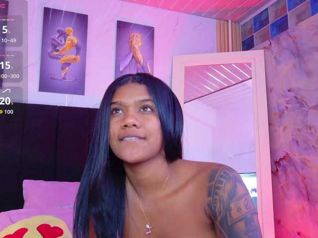 daddysneakin live cam on BongaCams