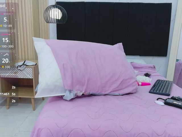 daddysneakin live cam on BongaCams