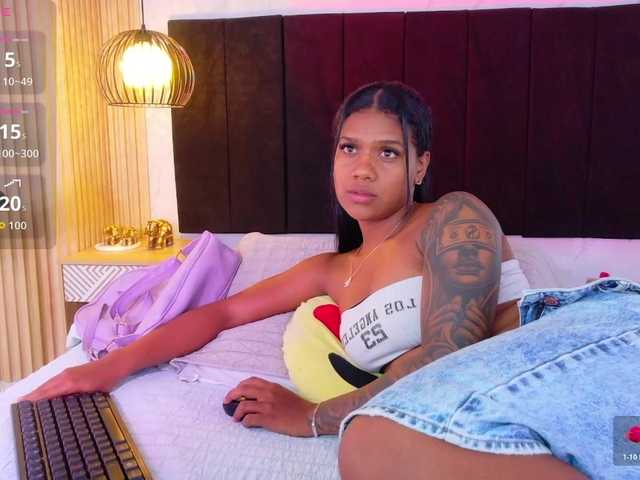 daddysneakin live cam on BongaCams