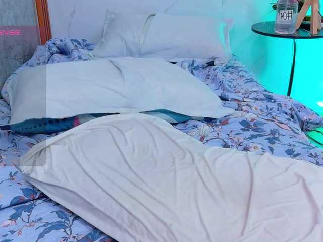 daddysneakin live webcam show