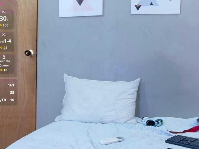 daddysneakin live cam on BongaCams