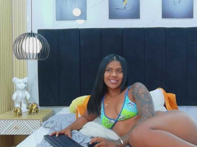 daddysneakin live cam on BongaCams