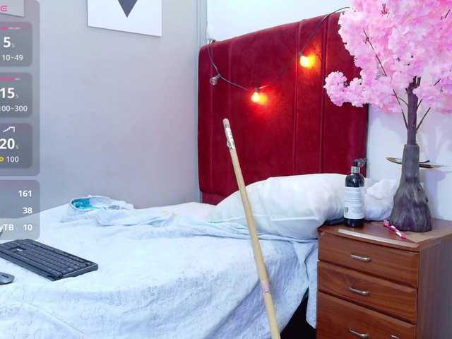 daddysneakin live cam on BongaCams