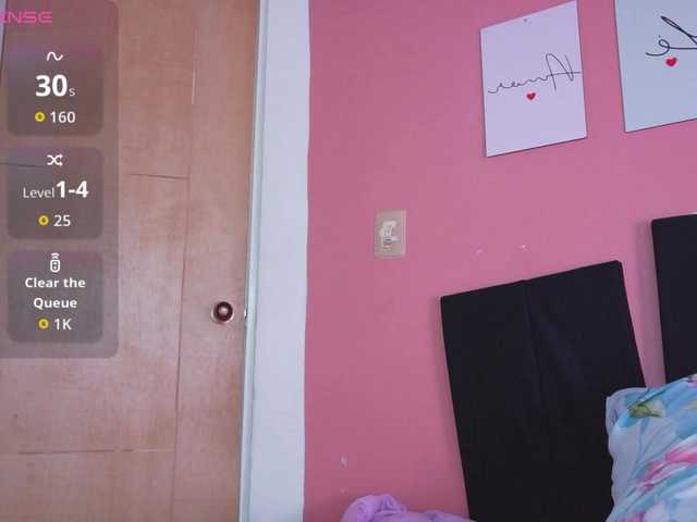 daddysneakin live cam on BongaCams