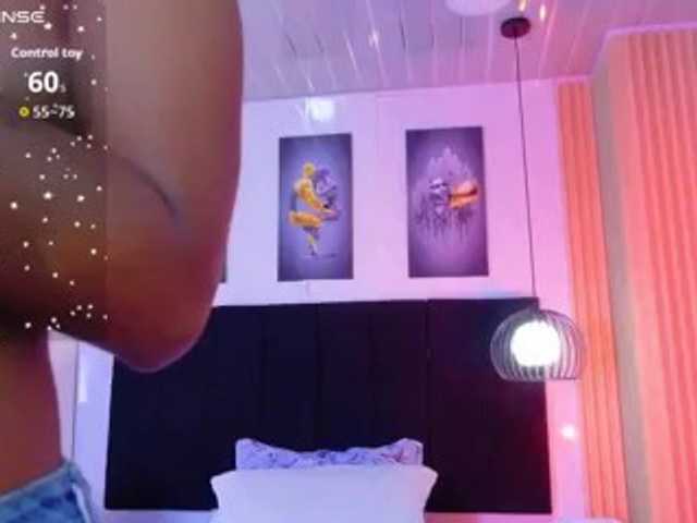 daddysneakin live cam on BongaCams