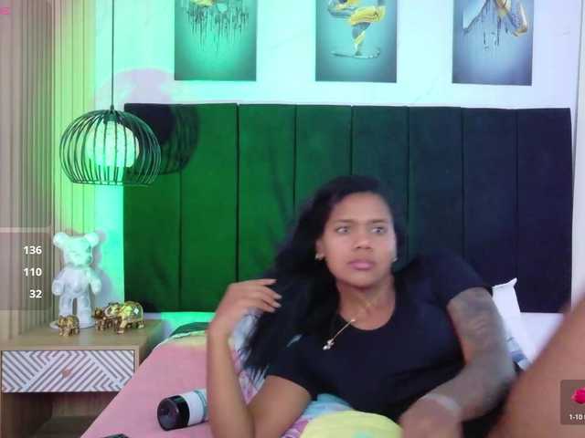 daddysneakin live cam on BongaCams