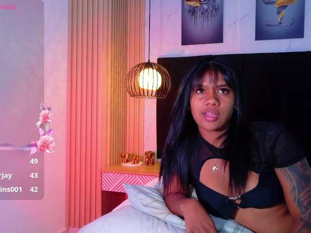 daddysneakin live cam on BongaCams
