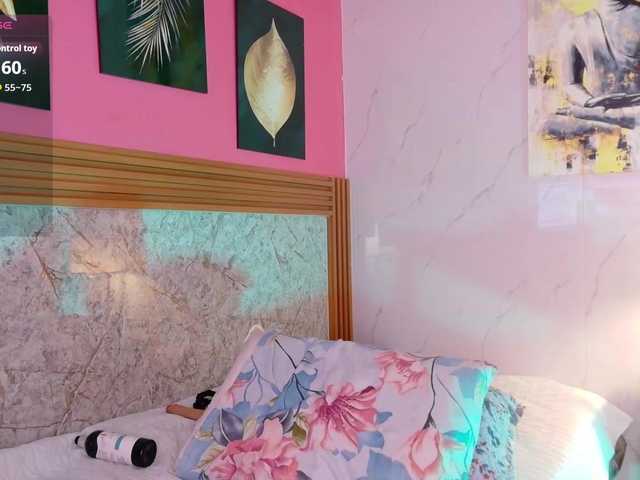 daddysneakin live cam on BongaCams