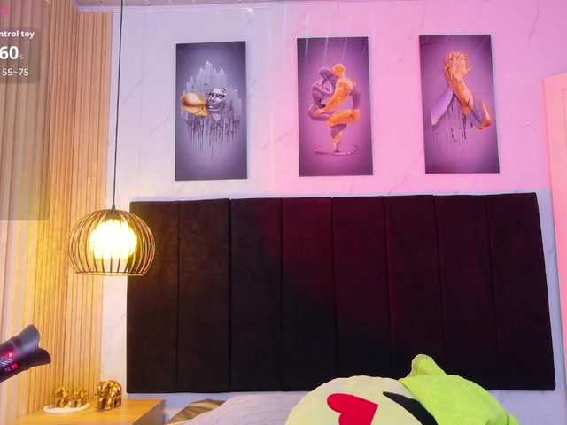 daddysneakin live cam on BongaCams