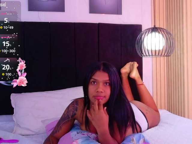 daddysneakin live cam on BongaCams