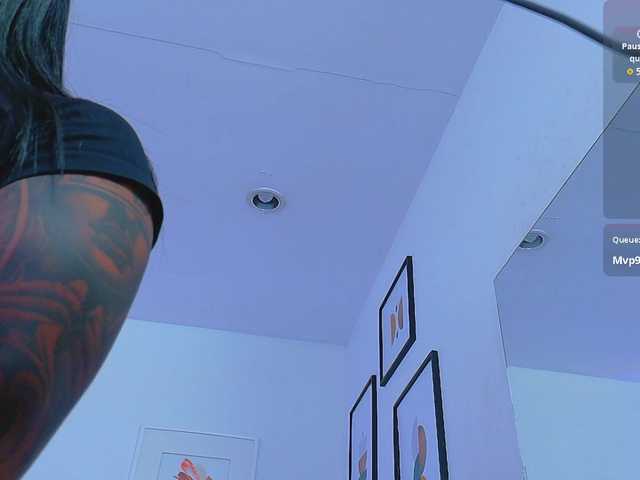 daddysneakin live cam on BongaCams
