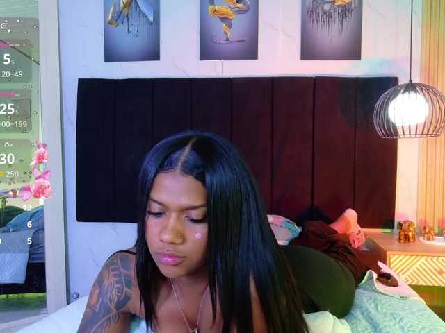 daddysneakin live cam on BongaCams