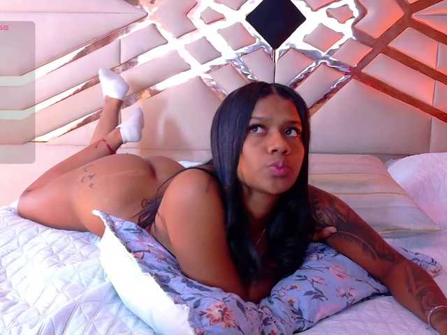 daddysneakin live cam on BongaCams