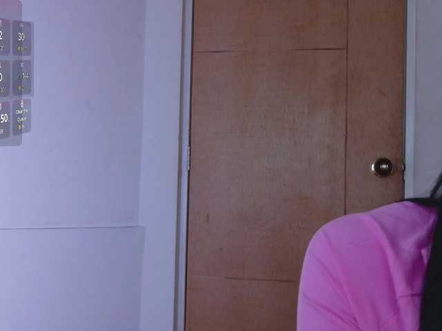daddysneakin live cam on BongaCams