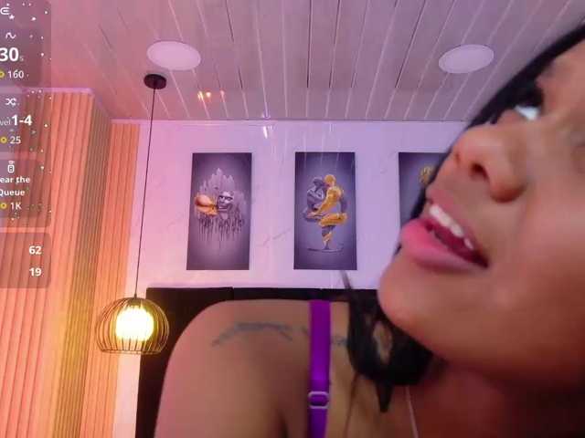 daddysneakin live cam on BongaCams