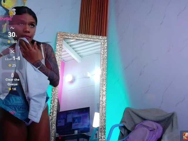daddysneakin live cam on BongaCams