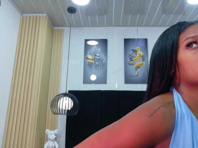 daddysneakin live webcam show