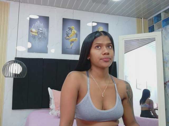 daddysneakin live cam on BongaCams