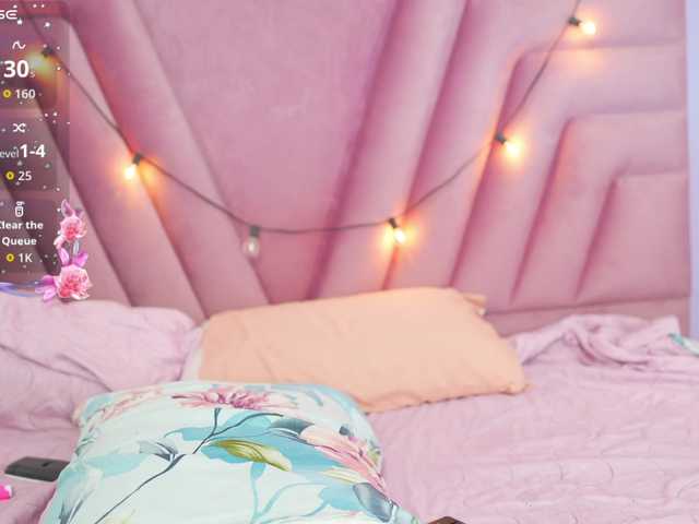 daddysneakin live cam on BongaCams
