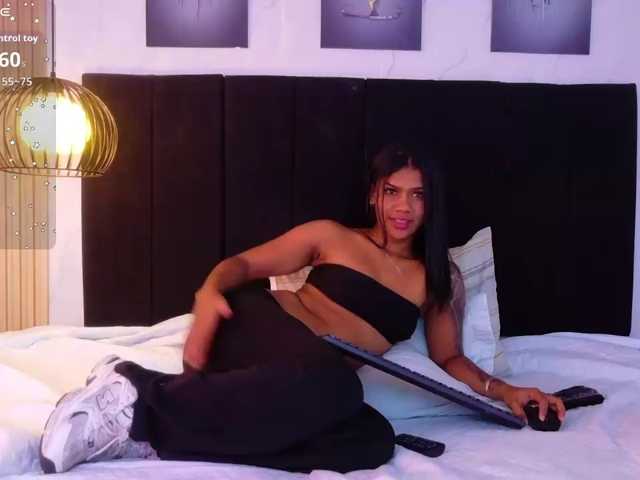 daddysneakin live cam on BongaCams