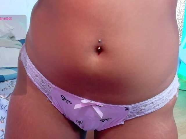 daddysneakin live cam on BongaCams