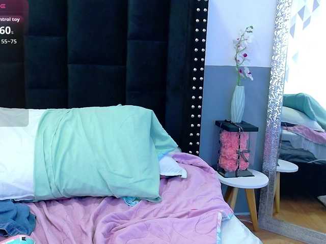 daddysneakin live cam on BongaCams