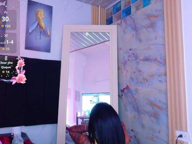 daddysneakin live cam on BongaCams